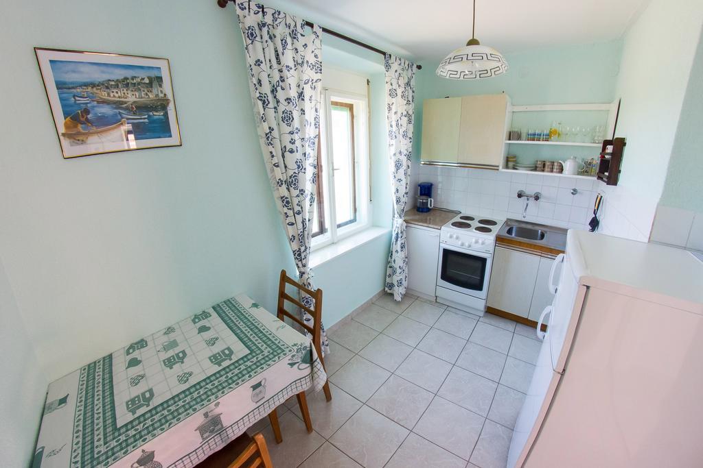 Apartments Stefanovski Paradiso Veli Lošinj Rom bilde